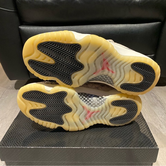 Jordan 11 Retro Low Basketball Shoes Snakeskin Men’s Size 9 - Picture 5 of 7